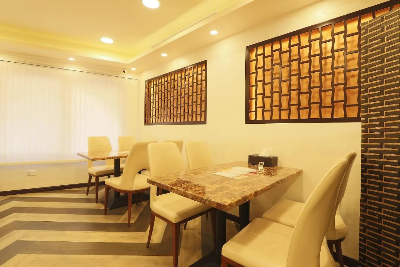 24 Gold Hotel Dubai