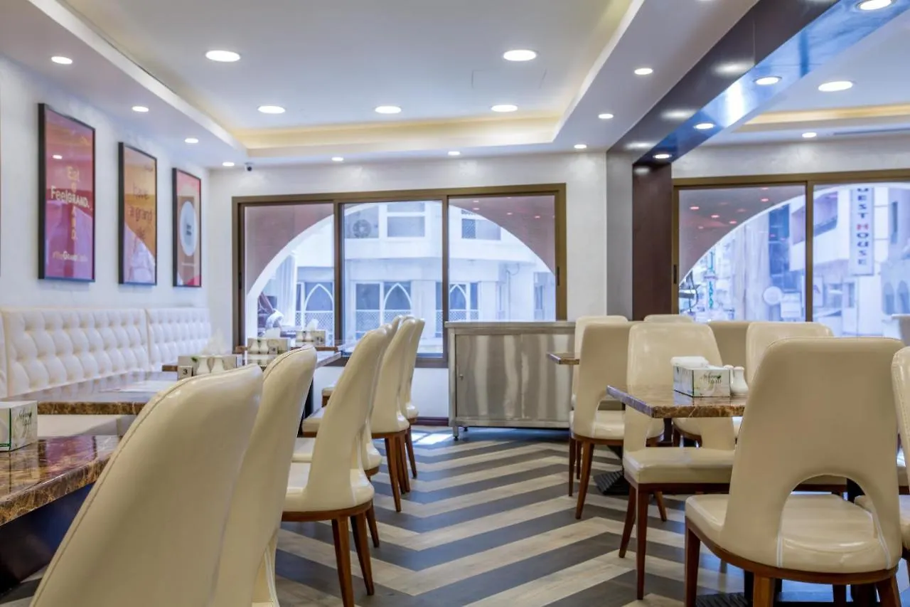 24 Gold Hotel Dubai