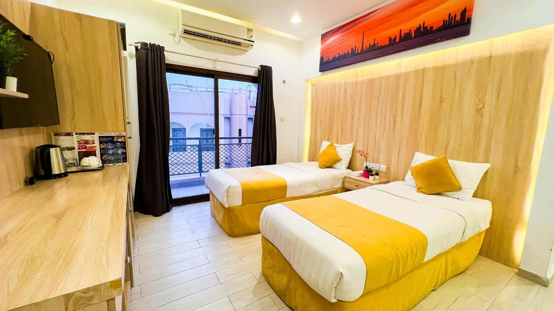 24 Gold Hotel Dubai